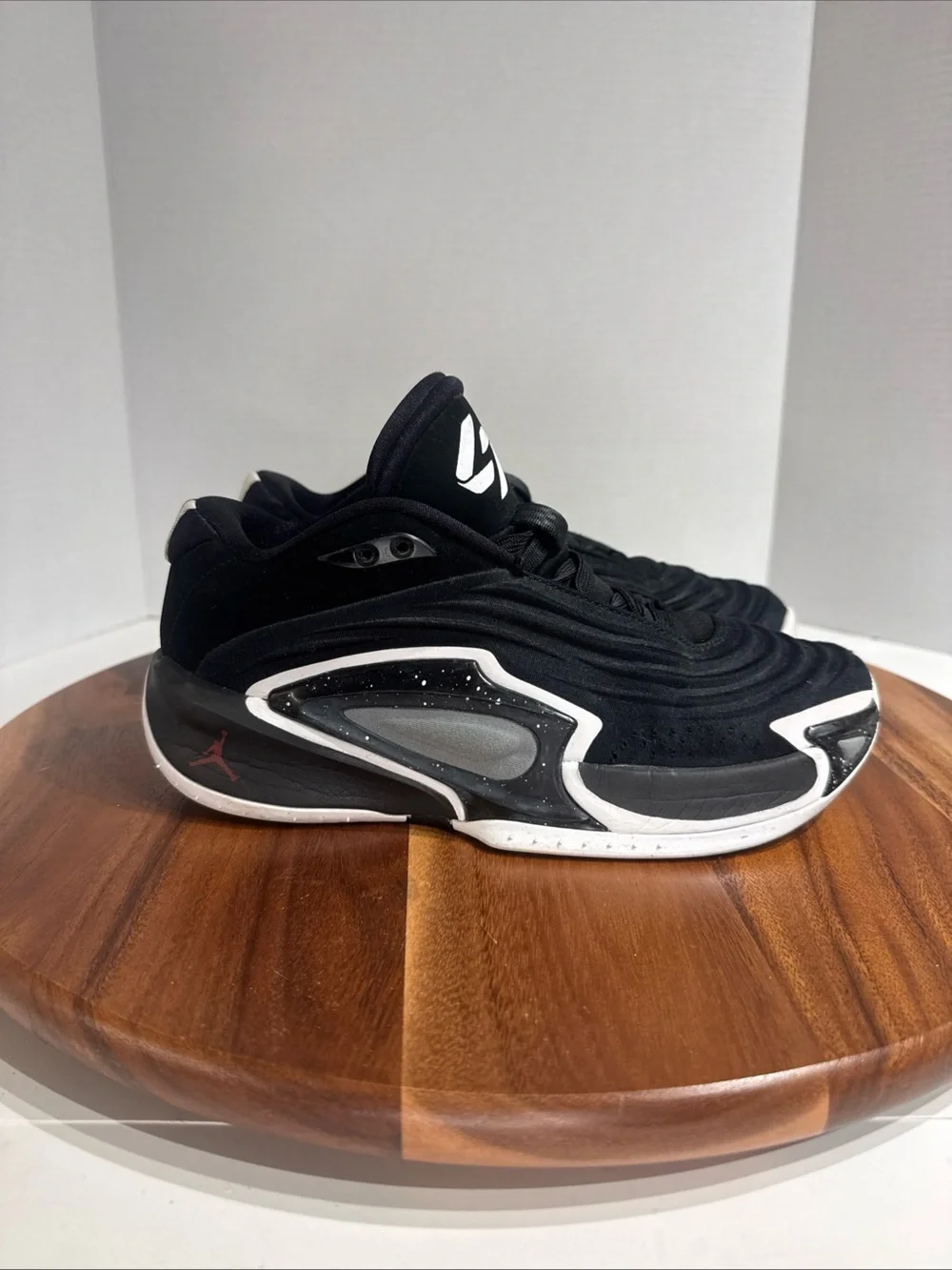 Nike classic black